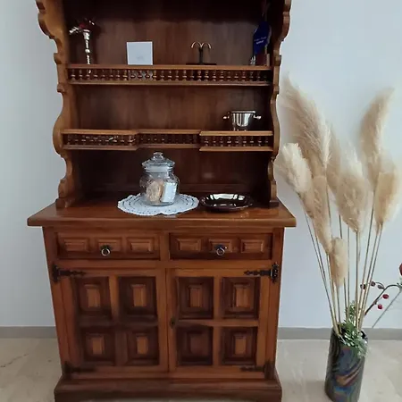 Savena House בית הארחה 3*